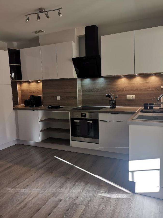 Souvenirs De Provence T2 Neuf Avec Loggia Apartamento Digne-les-Bains Exterior foto